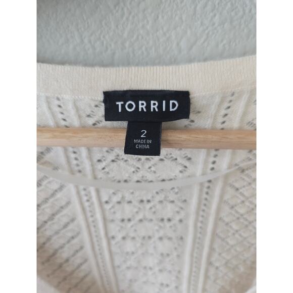 Torrid 2X Ivory Pointelle Knit Top | Plus V Neck Short Sleeve Sweater Blouse - Picture 4 of 9